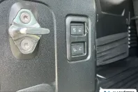 Land Rover Defender din 2023 cu 39.500 km - oferta LAN210996 - foto 10