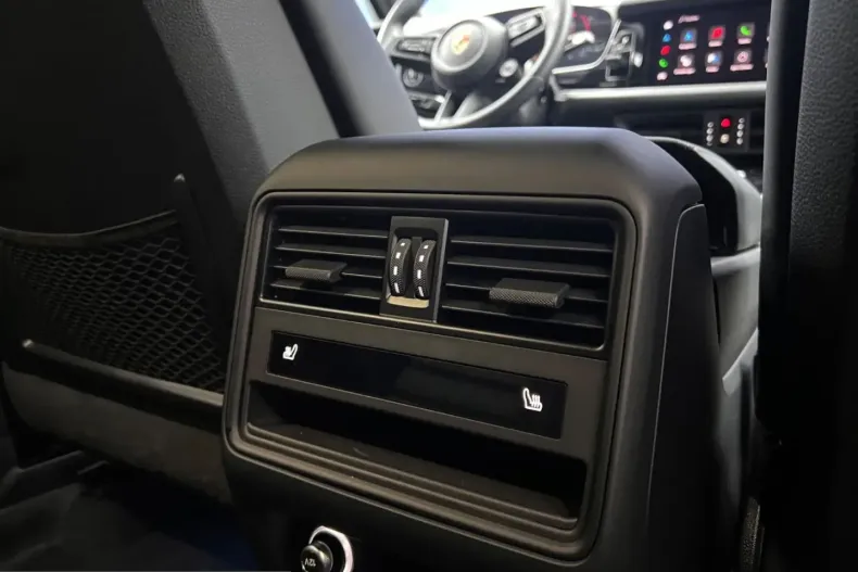 Porsche Cayenne din 2024 cu 31.500 km - oferta POR210997 - foto 19