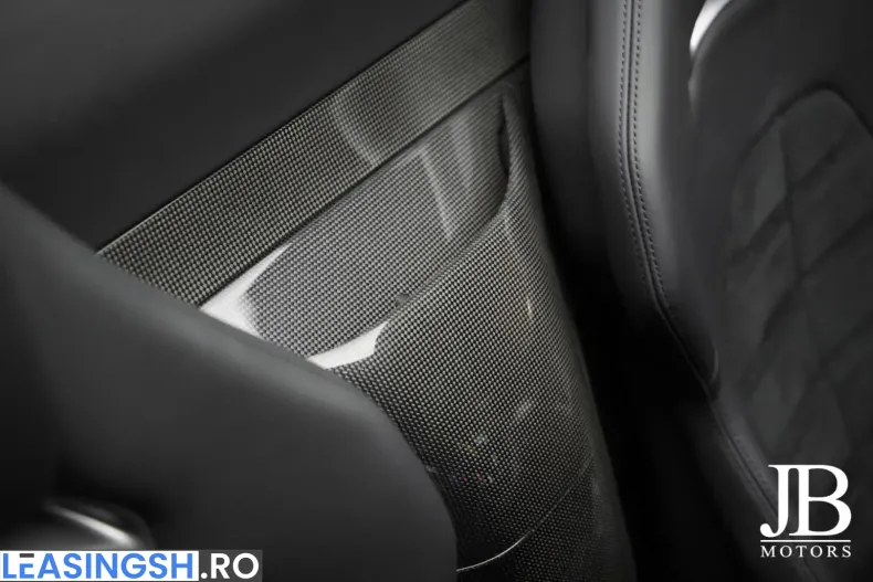 Ferrari SF90 din 2024 cu 2.200 km - oferta FER210999 - foto 31