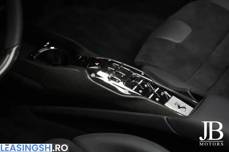 Ferrari SF90 din 2024 cu 2.200 km - oferta FER210999 - foto 37