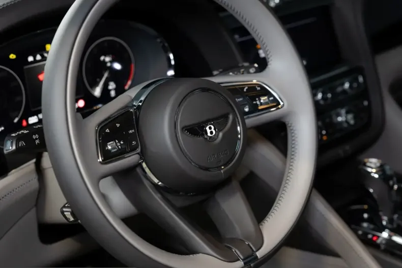 Bentley Bentayga din 2023 cu 17.766 km - oferta BEN211000 - foto 30