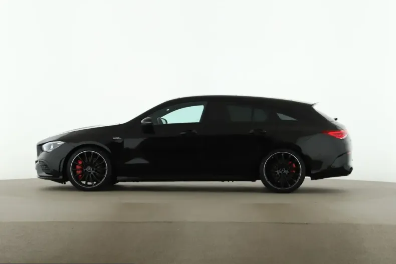 Mercedes-Benz CLA 35 AMG Shooting Brake (Clasa CLA) din 2023 cu 26.200 km - oferta MER211002 - foto 4