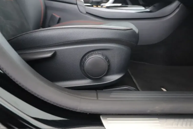 Mercedes-Benz CLA 35 AMG Shooting Brake (Clasa CLA) din 2023 cu 26.200 km - oferta MER211002 - foto 19