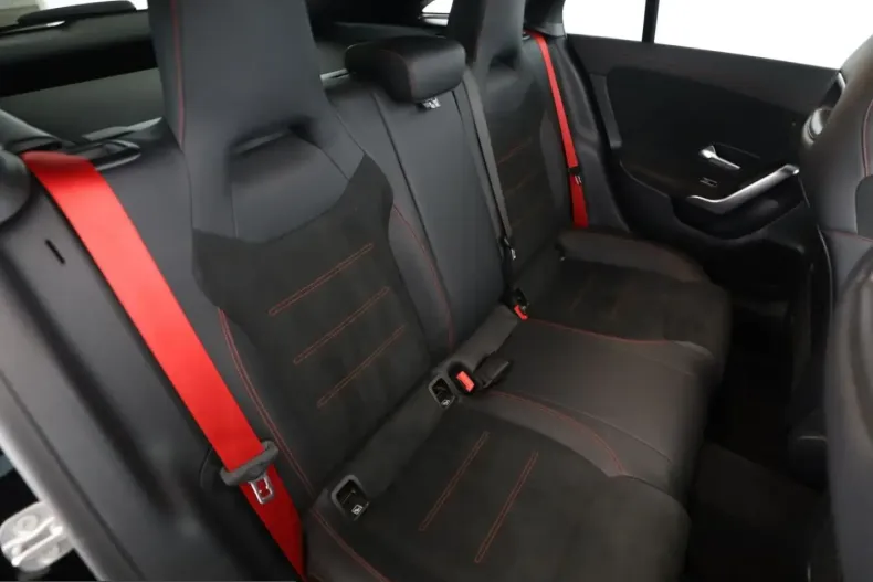 Mercedes-Benz CLA 35 AMG Shooting Brake (Clasa CLA) din 2023 cu 26.200 km - oferta MER211002 - foto 20