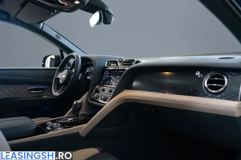 Bentley Bentayga din 2025 cu 12.451 km - oferta BEN211008 - foto 12