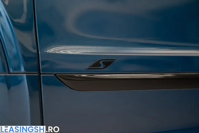 Bentley Bentayga din 2025 cu 12.451 km - oferta BEN211008 - foto 25