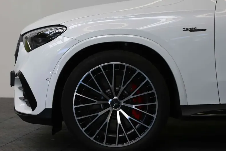 Mercedes-Benz GLC 63 AMG (Clasa GLC) din 2024 cu 39.900 km - oferta MER211012 - foto 3