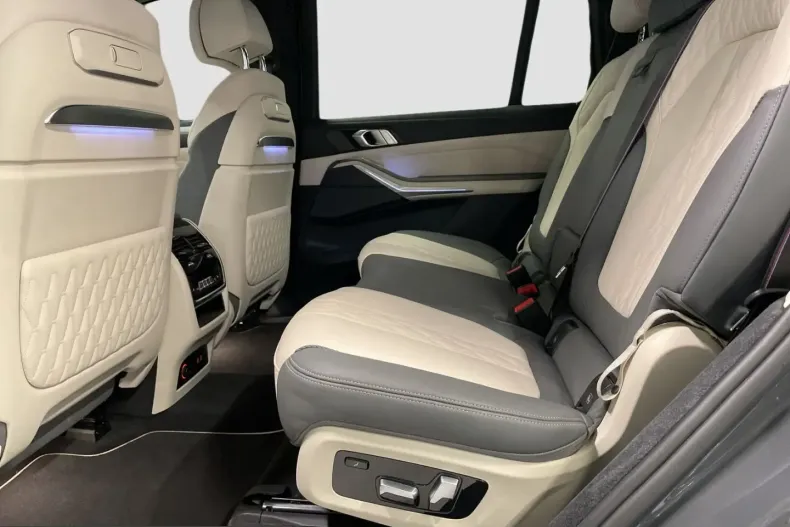 BMW X7 M60 (Seria X) din 2023 cu 41.152 km - oferta BMW211015 - foto 10
