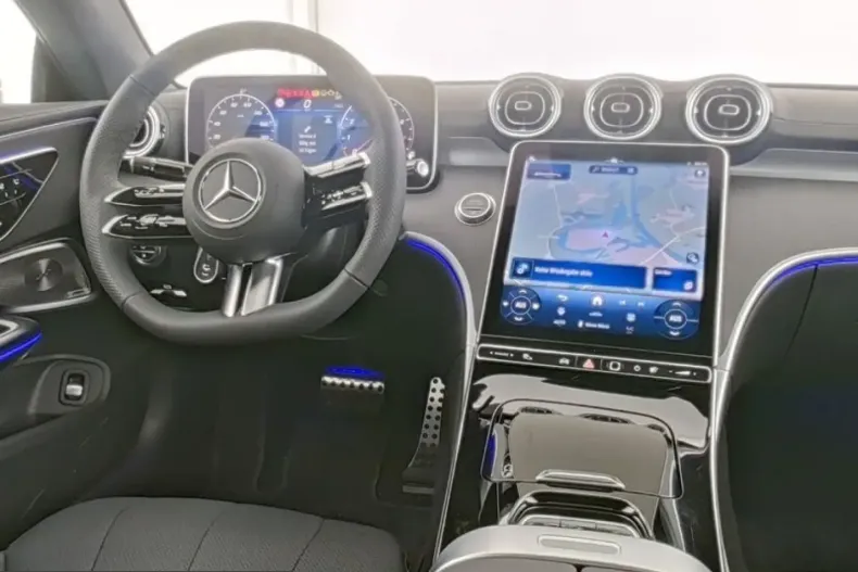 Mercedes-Benz CLE 300 (Clasa CLE) din 2025 cu 3.358 km - oferta MER211016 - foto 5