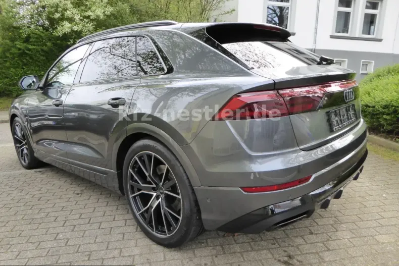 Audi Q8 din 2025 cu 8.900 km - oferta AUD211018 - foto 6