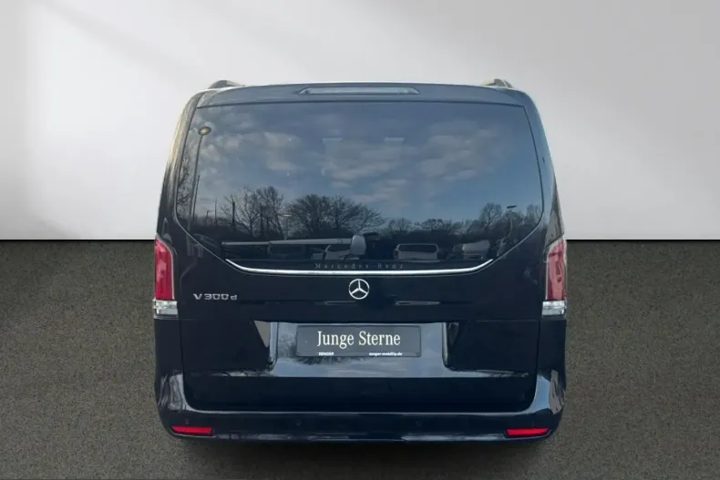 Mercedes-Benz V 300 (Clasa V) din 2025 cu 25.450 km - oferta MER211019 - foto 6