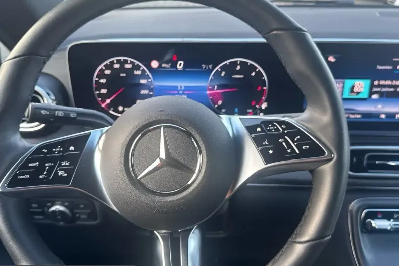 Mercedes-Benz V 300 (Clasa V) din 2025 cu 25.450 km - oferta MER211019 - foto 18