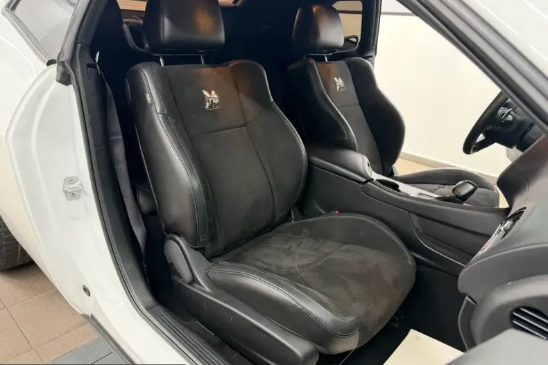 Dodge Challenger din 2023 cu 36.984 km - oferta DOD211020 - foto 21