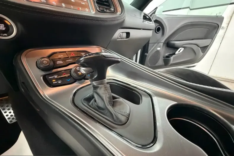 Dodge Challenger din 2023 cu 36.984 km - oferta DOD211020 - foto 37