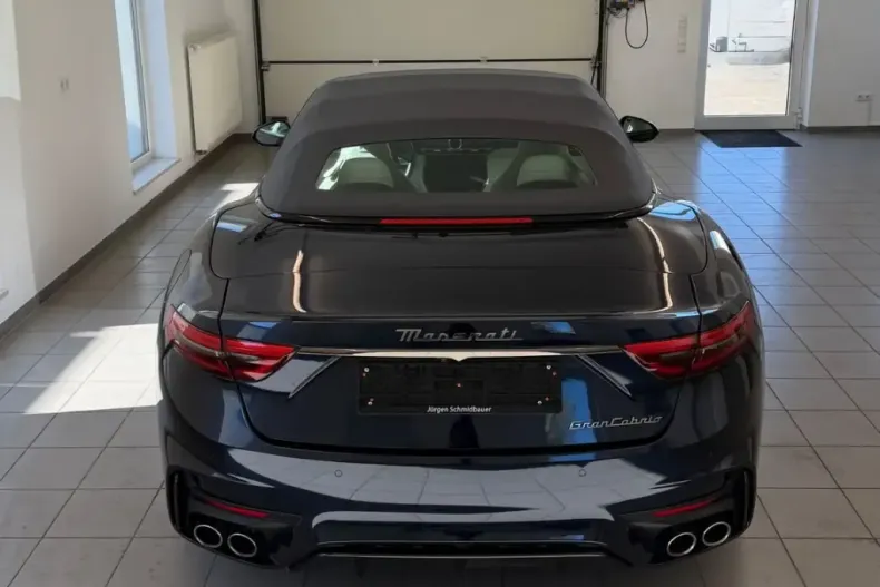 Maserati GranCabrio din 2025 cu 5.300 km - oferta MAS211027 - foto 5