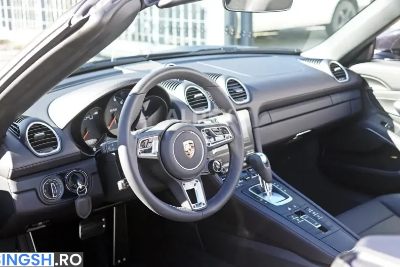 Porsche Boxster din 2024 cu 6.900 km - oferta POR211032 - foto 13