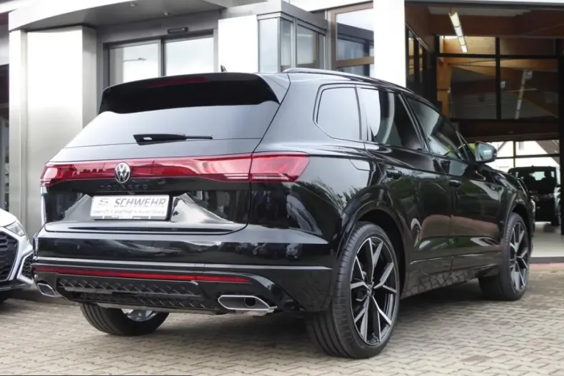 Volkswagen Touareg din 2025 cu 14.771 km - oferta VOL211034 - foto 2
