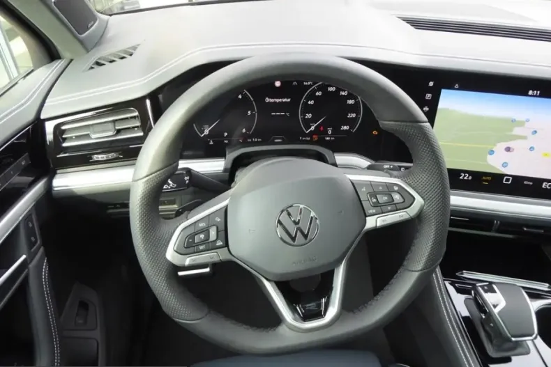 Volkswagen Touareg din 2025 cu 14.771 km - oferta VOL211034 - foto 9