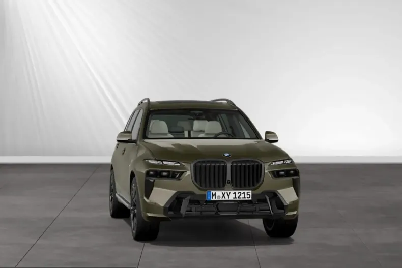 BMW X7 (Seria X) din 2025 cu 18.800 km - oferta BMW211036 - foto 1