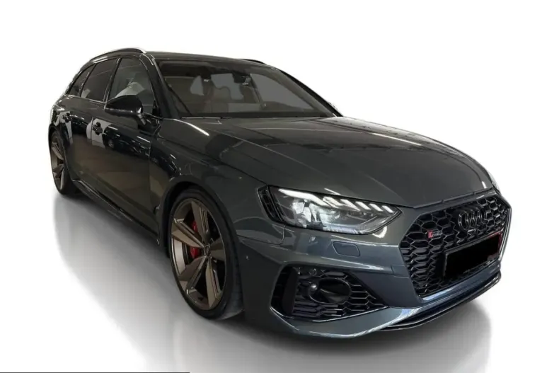 Audi RS4 din 2023 cu 45.195 km - oferta AUD211043 - foto 4
