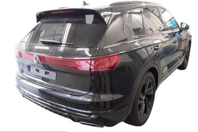 Volkswagen Touareg din 2025 cu 23.555 km - oferta VOL211045 - foto 2