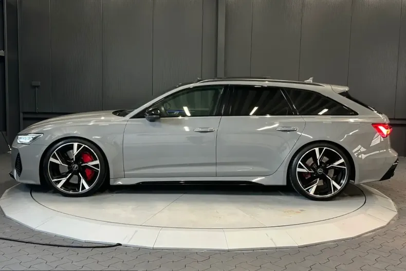 Audi RS6 din 2023 cu 33.000 km - oferta AUD211055 - foto 3