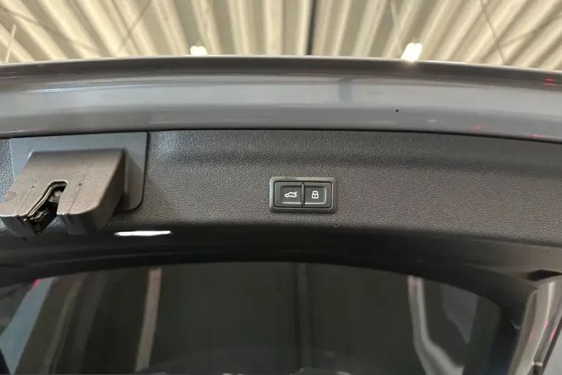 Audi RS6 din 2023 cu 33.000 km - oferta AUD211055 - foto 33