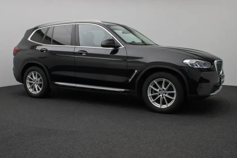 BMW X3 (Seria X) din 2022 cu 25.860 km - oferta BMW211061 - foto 3