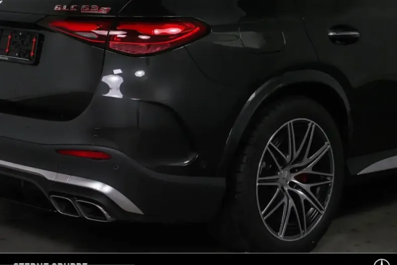 Mercedes-Benz GLC 63 AMG (Clasa GLC) din 2024 cu 4.076 km - oferta MER211062 - foto 4
