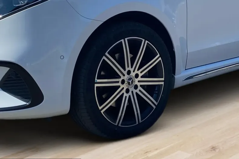 Mercedes-Benz V 300 (Clasa V) din 2025 cu 8.901 km - oferta MER211064 - foto 5