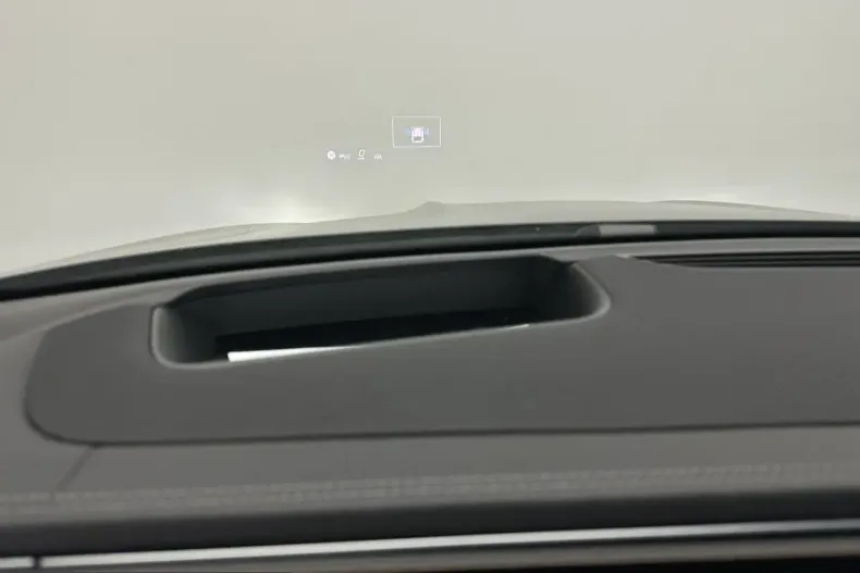 Mercedes-Benz GLE 63 AMG (Clasa GLE) din 2025 cu 15.000 km - oferta MER211066 - foto 29