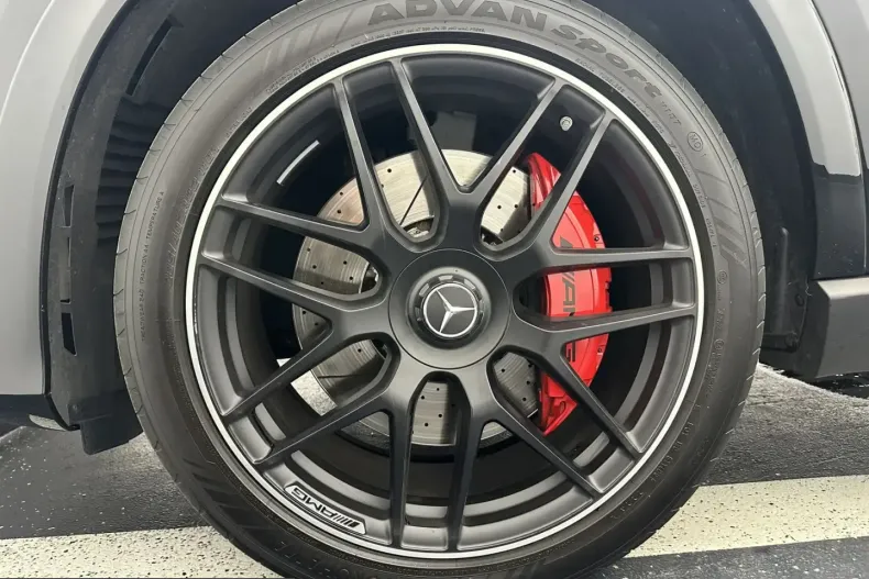 Mercedes-Benz GLE 63 AMG (Clasa GLE) din 2025 cu 15.000 km - oferta MER211066 - foto 43
