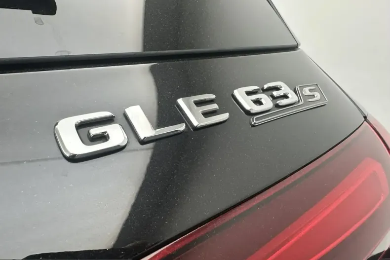 Mercedes-Benz GLE 63 AMG (Clasa GLE) din 2025 cu 15.000 km - oferta MER211066 - foto 45