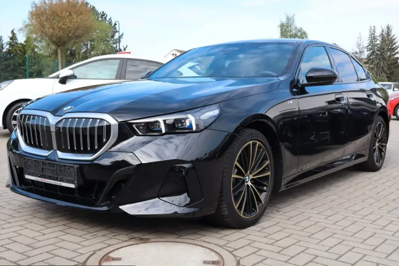 BMW 520 (Seria 5) din 2024 cu 17.690 km - oferta BMW211071 - foto 1