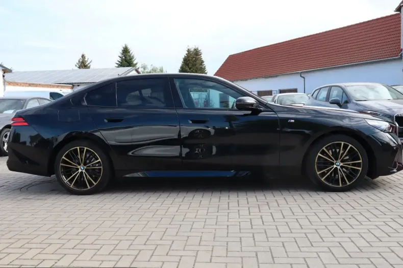 BMW 520 (Seria 5) din 2024 cu 17.690 km - oferta BMW211071 - foto 7