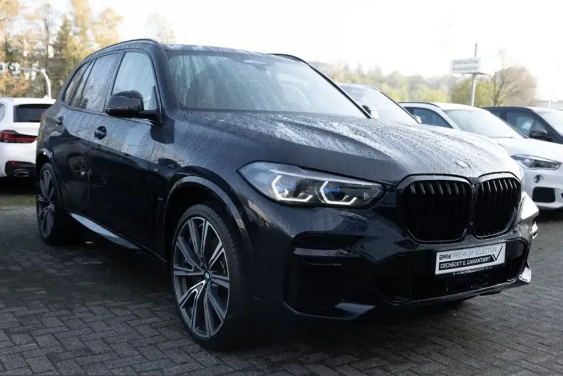 BMW X5 (Seria X) din 2023 cu 63.768 km - oferta BMW211075 - foto 1