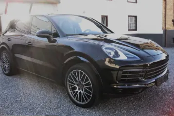 Porsche Cayenne din 2022 - oferta POR211076