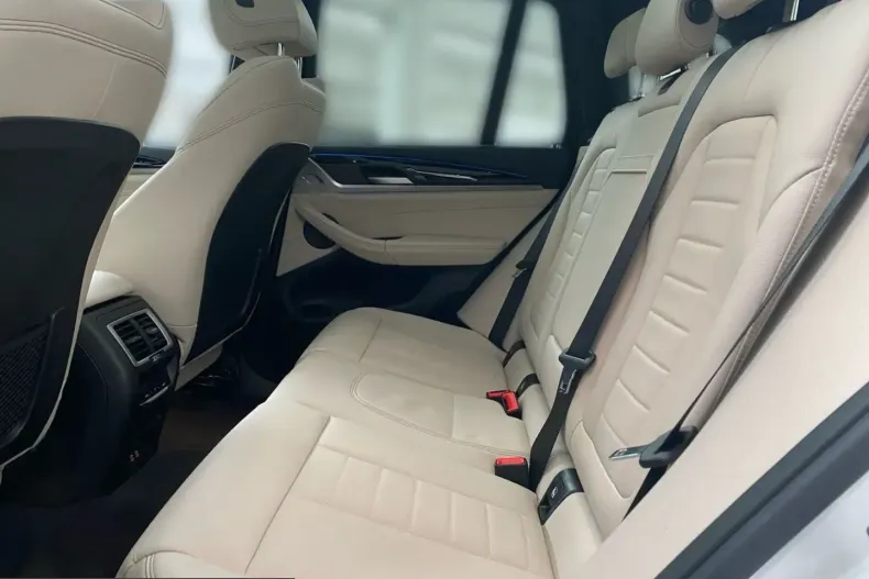 BMW iX3 (Seria X) din 2022 cu 69.700 km - oferta BMW211082 - foto 10