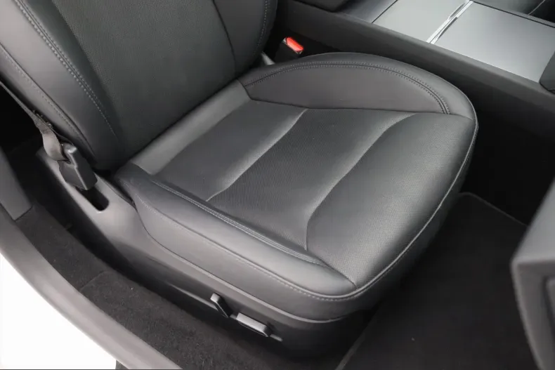 Tesla Model 3 din 2024 cu 41.185 km - oferta TES211089 - foto 21