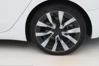 Tesla Model 3 din 2024 cu 41.185 km - oferta TES211089 - foto 24
