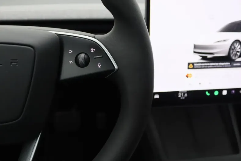 Tesla Model 3 din 2024 cu 41.185 km - oferta TES211089 - foto 29