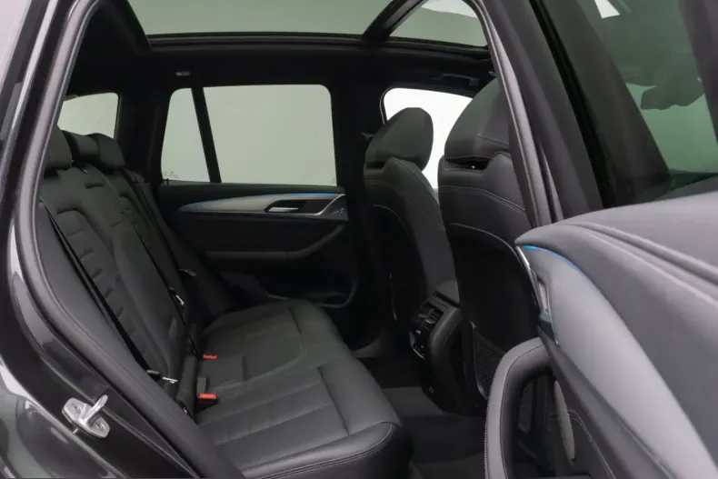 BMW iX3 (Seria X) din 2021 cu 62.273 km - oferta BMW211091 - foto 25