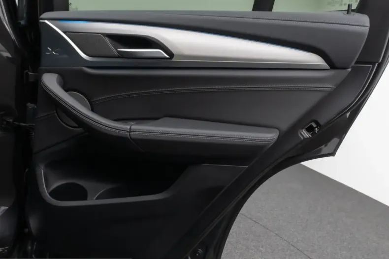 BMW iX3 (Seria X) din 2021 cu 62.273 km - oferta BMW211091 - foto 32