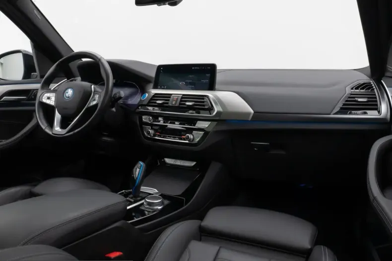 BMW iX3 (Seria X) din 2021 cu 62.273 km - oferta BMW211091 - foto 40
