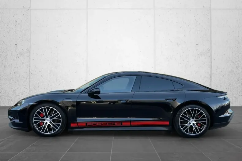 Porsche Taycan din 2024 cu 17.700 km - oferta POR211094 - foto 2