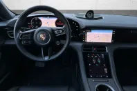 Porsche Taycan din 2024 cu 17.700 km - oferta POR211094 - foto 9