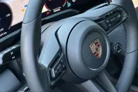 Porsche Taycan din 2024 cu 17.700 km - oferta POR211094 - foto 14