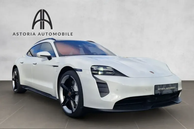 Porsche Taycan din 2022 cu 57.770 km - oferta POR211095 - foto 3