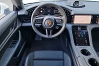 Porsche Taycan din 2022 cu 57.770 km - oferta POR211095 - foto 4