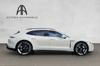 Porsche Taycan din 2022 cu 57.770 km - oferta POR211095 - foto 6
